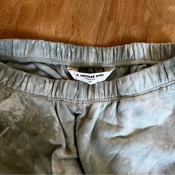 American Giant Green Tie Dye Sweatshirt and Pants Set - Picture 4 of 8